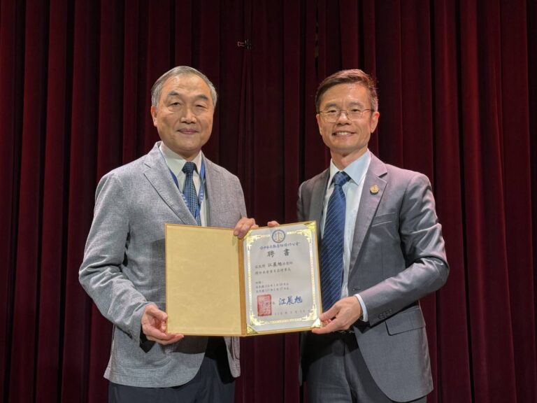 中市不動產估價師公會理事長連任及授證典禮_黃副市長：秉持專業為社會服務